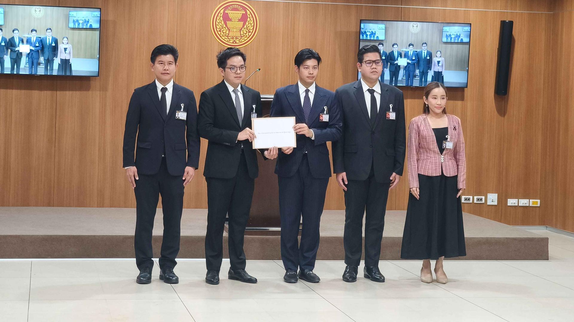 กมธ.คมนาคม สภาผู้แทนราษฎร รับเรื่องร้องเรียนซ่อมสะพานวังแขมไม่แล้วเสร็จ เร่งหน่วยงานดูแลความปลอดภัย